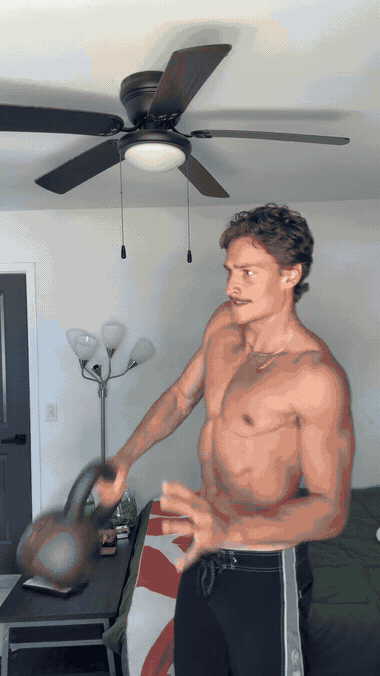 Offset Goblet Reverse Lunge